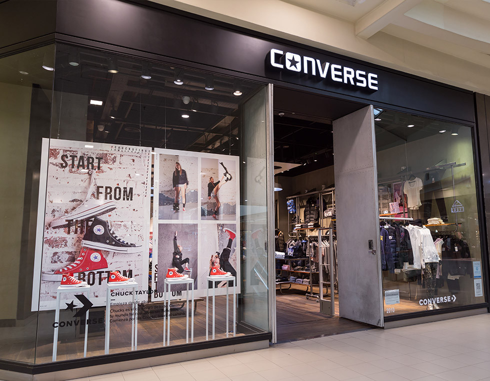 Tienda converse 2024 plaza oeste